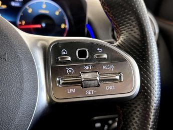 Mercedes-Benz GLB 2.0 GLB200d AMG Line (Premium 2) SUV 5dr Diesel 8G-DCT Euro 6 (s