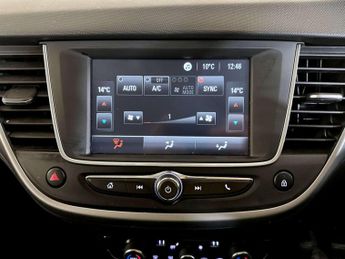 Vauxhall Crossland X 1.2 SE SUV 5dr Petrol Manual Euro 6 (83 ps)