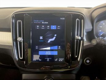 Volvo XC40 2.0 D3 Momentum Pro Euro 6 (s/s) 5dr