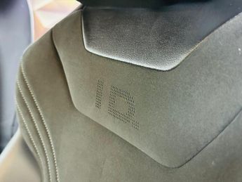 Volkswagen ID.4 Pure 52kWh Life Auto 5dr