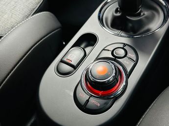 MINI Electric Hatch Cooper SE 32.6kWh Level 2 Auto 3dr