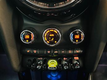 MINI Electric Hatch Cooper SE 32.6kWh Level 2 Auto 3dr