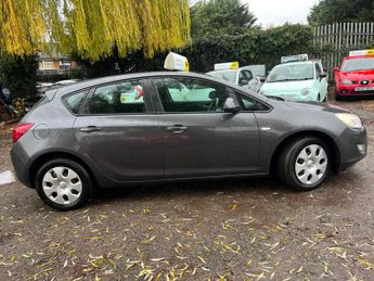 Vauxhall Astra 1.6 16v Exclusiv Auto Euro 5 5dr