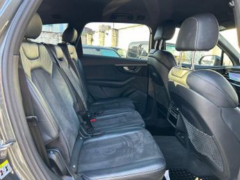 Audi Q7 3.0 TDI V6 50 Black Edition Tiptronic quattro Euro 6 (s/s) 5dr
