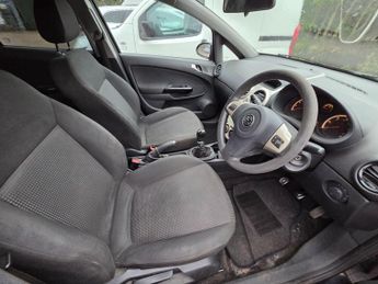Vauxhall Corsa 1.2i 16v Active 5dr