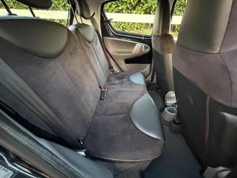 Toyota AYGO 1.0 VVT-i Black MultiMode Euro 4 5dr (AC)