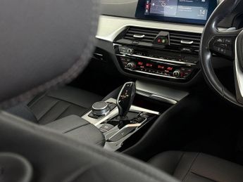 BMW 5 Series 2.0 520d MHT SE Auto Euro 6 (s/s) 4dr