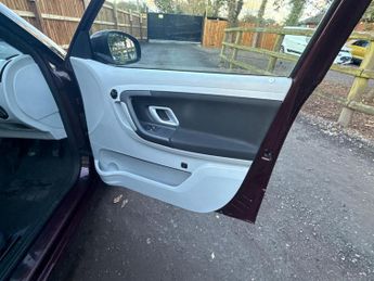 Skoda Fabia 1.4 16V 2 5dr