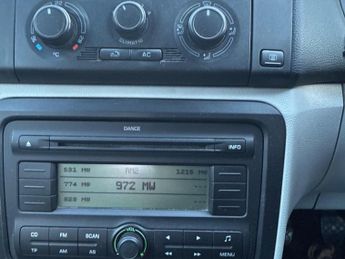 Skoda Fabia 1.4 16V 2 5dr