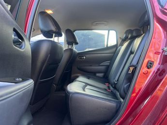 Nissan Leaf 30kWh Tekna Auto 5dr