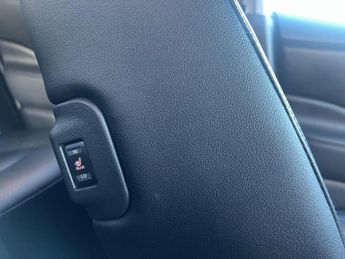 Nissan Leaf 30kWh Tekna Auto 5dr