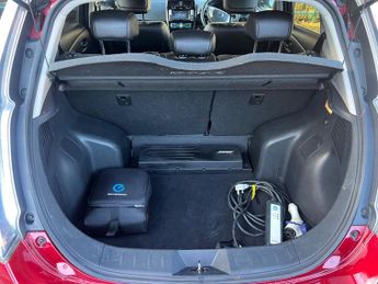 Nissan Leaf 30kWh Tekna Auto 5dr