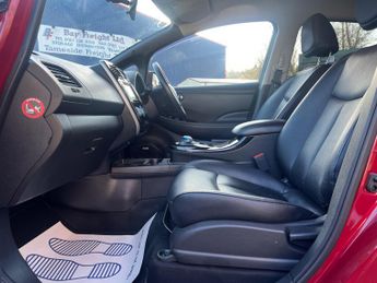 Nissan Leaf 30kWh Tekna Auto 5dr