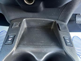 Nissan Leaf 30kWh Tekna Auto 5dr