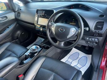 Nissan Leaf 30kWh Tekna Auto 5dr
