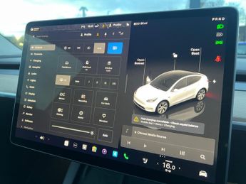 Tesla Model Y (Dual Motor) Long Range Auto 4WDE 5dr