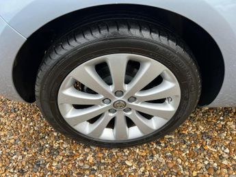 Vauxhall Astra 1.6 16v Elite Auto Euro 5 5dr