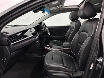 Kia Niro 64kWh 4+ Auto 5dr