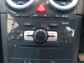 Vauxhall Corsa 1.4 16V SE Auto Euro 5 5dr