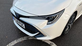 Toyota Corolla 1.8 VVT-h Excel CVT Euro 6 (s/s) 5dr