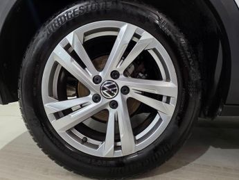 Volkswagen T-Roc 1.5 TSI R-Line DSG Euro 6 (s/s) 5dr