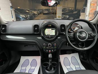 MINI Countryman 2.0 Cooper D Auto ALL4 Euro 6 (s/s) 5dr