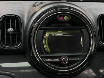 MINI Countryman 2.0 Cooper D Auto ALL4 Euro 6 (s/s) 5dr