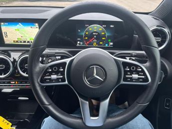 Mercedes-Benz A Class 1.3 A200 Sport 7G-DCT Euro 6 (s/s) 4dr