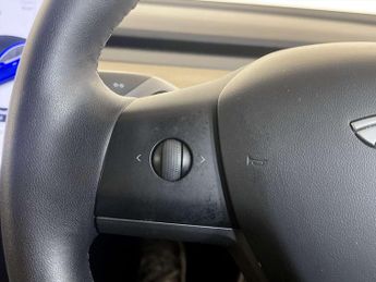 Tesla Model 3 (Dual Motor) Long Range Saloon 4dr Electric Auto 4WDE (346 ps)