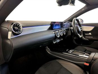 Mercedes-Benz CLA 1.3 CLA180h MHEV AMG Line (Premium) Coupe 4dr Petrol Hybrid 7G-D