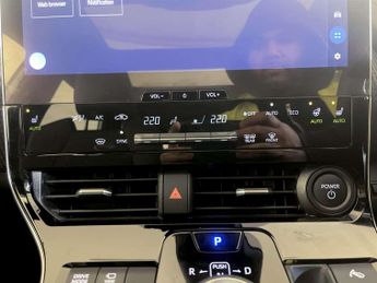 Subaru Solterra 71.4kWh Touring SUV 5dr Electric Auto AWD (218 ps)