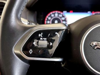 Jaguar XE 2.0 D180 SE Saloon 4dr Diesel Auto Euro 6 (s/s) (180 ps)