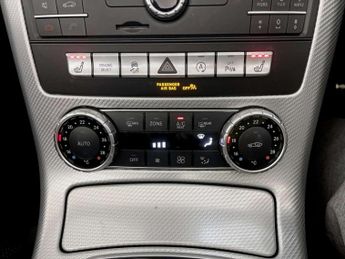 Mercedes-Benz SLC 2.0 SLC300 AMG Line Convertible 2dr Petrol G-Tronic Euro 6 (s/s)