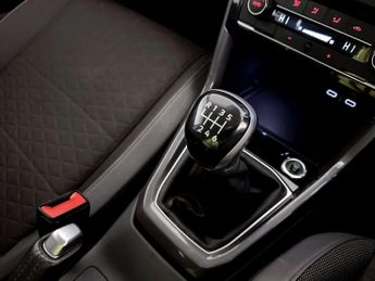 Volkswagen T-Cross 1.0 TSI SEL SUV 5dr Petrol Manual Euro 6 (s/s) (110 ps)