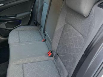 Volkswagen Golf 1.5 eTSI MHEV Life DSG Euro 6 (s/s) 5dr