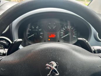 Peugeot Partner Tepee 1.6 HDi Tepee S EGC (s/s) 5dr