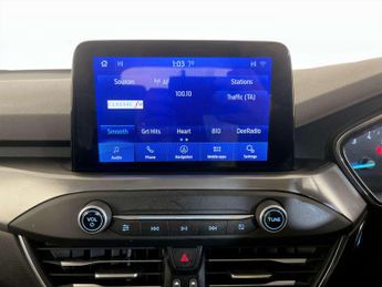 Ford Focus 1.0T EcoBoost MHEV Titanium Edition Hatchback 5dr Petrol Manual 