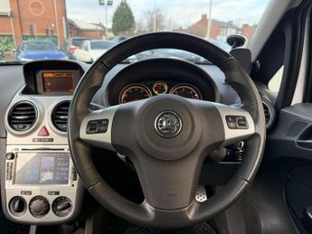 Vauxhall Corsa 1.4i 16v SRi 3dr (a/c)