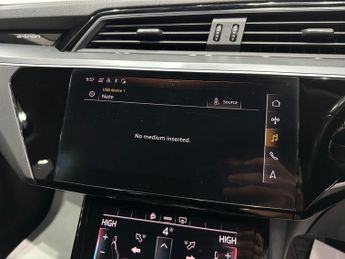 Audi e-tron 50 Technik Auto quattro 5dr 71.2kWh