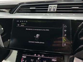 Audi e-tron 50 Technik Auto quattro 5dr 71.2kWh