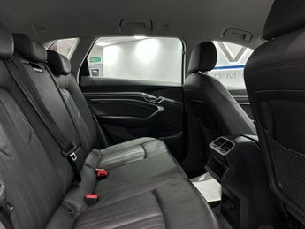 Audi e-tron 50 Technik Auto quattro 5dr 71.2kWh