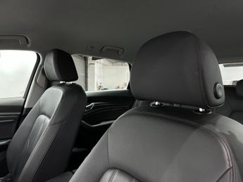Audi e-tron 50 Technik Auto quattro 5dr 71.2kWh