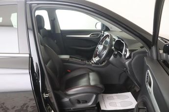 MG MG ZS 72.6kWh Trophy Connect Long Range Auto 5dr