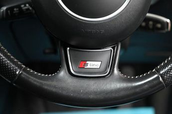 AUDI Q3 2.0 TDI S line Plus SUV 5dr Diesel S Tronic quattro Euro 6 (s/s)