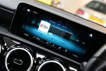 MERCEDES-BENZ A-CLASS 1.5 A180d Sport (Executive) Hatchback 5dr Diesel 7G-DCT Euro 6 (