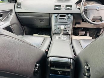 Volvo XC90 2.5T SE Sport Ocean Race Geartronic AWD