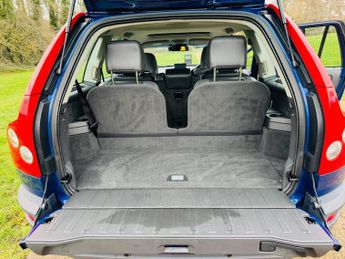 Volvo XC90 2.5T SE Sport Ocean Race Geartronic AWD