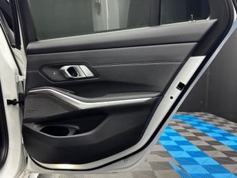 BMW 3 Series 3.0 330d M Sport Touring Auto xDrive Euro 6 (s/s) 5dr