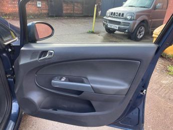 Vauxhall Corsa 1.4 16V SE Auto Euro 5 5dr