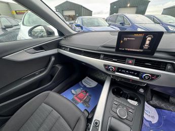 Audi A4 2.0 TDI 35 SE S Tronic Euro 6 (s/s) 4dr